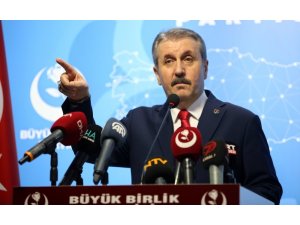 BBP Genel Başkanı Destici: “Şehit liderimiz Muhsin Yazıcıoğlu’nu sevgiyle, saygıyla ve özlemle anıyorum”