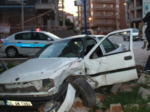 Ankara'da kaza: 2 yaralı