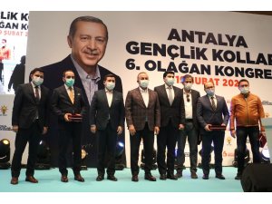 Dışişleri Bakanı Çavuşoğlu: "Bugün biz oyun kuruyoruz"