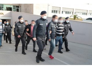Antalya’da aranan 32 şüpheli yakalandı