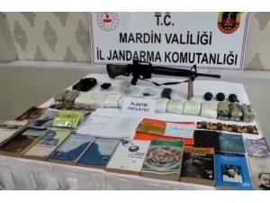 Mardin’de teröristlerin inlerine girildi