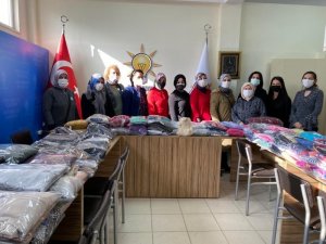 Yalova’da AK Parti Çiftlikköy İlçe Kadın Kolları, Diyarbakır’a yardım eli uzatıyor