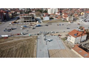 Isparta’da 3 bin metrekarelik pazaryerinin üzeri kapatılıyor