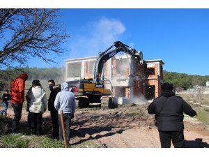 Bornova Belediyesinin yıkımına vatandaştan tepki