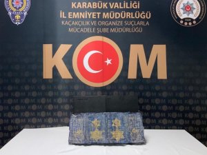 Karabük’te tarihi el yazması Tevrat’ı satmaya çalışan 3 kişi yakalandı