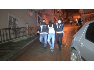 İstanbul merkezli 5 ilde uyuşturucu operasyonu :20 gözaltı