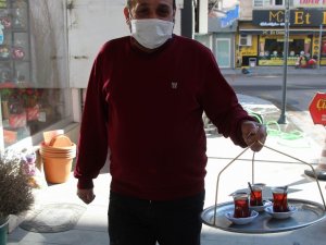 Nevşehir’de kafe ve restoranlar yeniden açılmanın heyecanını yaşıyor