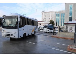 Suç örgütü operasyonunda 4 kişi serbest, 27 kişinin gözaltı süreleri uzatıldı