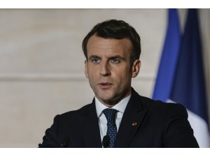 Macron, Cezayirli avukatın Fransız ordusunun işkencesiyle öldürüldüğünü kabul etti