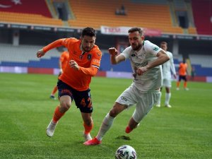 Süper Lig: M.Başakşehir: 0 - Konyaspor: 0 (Maç devam ediyor)