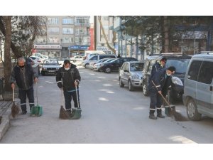Cadde ve sokaklarda kapsamlı temizlik