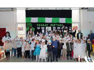 Diyarbakır’da duyarlı minikler Yeşilay Haftasını kutladı
