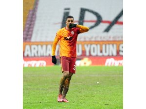 Galatasaraylı Mustafa Muhammed’e 1 maç men!
