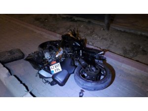 Konya’da savrulan motosikletin sürücüsü yaralandı