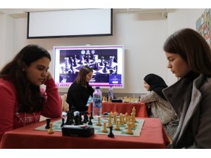 Kosova’da 18 Mart Çanakkale Zaferi’nin anısına satranç turnuvası düzenlendi