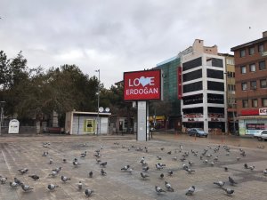 ’Stop Erdoğan’ skandalına Kırıkkale’den ’Love Erdoğan’ yanıtı