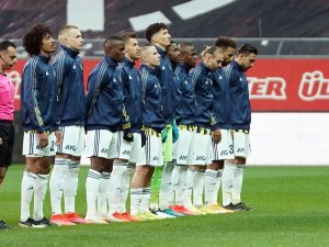 Caner Erkin 11’e döndü