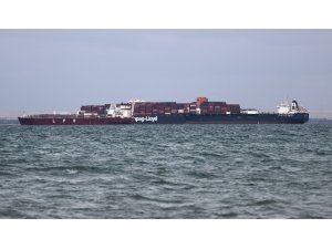 Süveyş Kanalı’ndaki tıkanıklık 3,5 gün içinde bitebilir