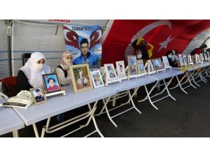 Evlat nöbetindeki acılı baba Turan: "Kızım sağ mı ölü mü bilmiyorum, kızımı HDP kaçırdı"