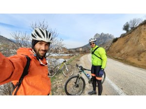 Eskişehirli millî bisikletçiler Antalya’da yarışacak
