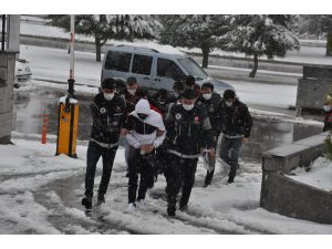 Karaman’da uyuşturucu operasyonu: 7 tutuklu