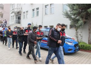 İzmir’deki uyuşturucu operasyonunda 18 tutuklama