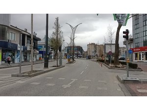 Kırşehir’de cadde ve sokaklar boşaldı