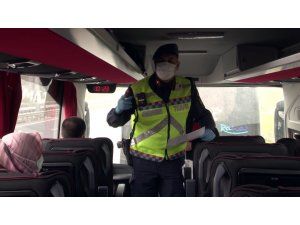 İstanbul İl Jandarma ekiplerinden yolcu otobüslerine korona virüs denetimi