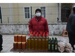 Aydın’ın yöresel ürünleri Sinop pazarında