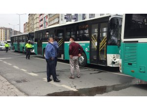 Halk otobüsleri zincirleme kaza yaptı