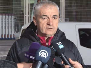 Rıza Çalımbay: "Beşiktaş’ı yensen ayrı, yenilsen ayrı”