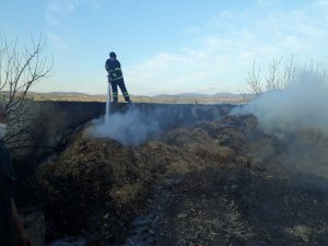 Suluova’da samanlık yangını: 20 ton saman kül oldu