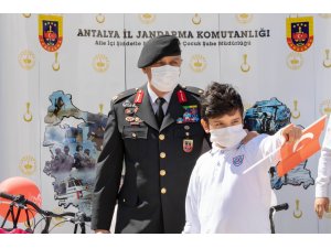 ’23 Nisan’da Çocuk Gözüyle Jandarma’ resim yarışması
