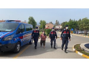 JASAT ve Üzümlü Jandarma aranan şahıslara operasyonları sürdürüyor