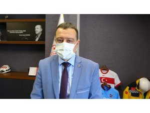 İl Sağlık Müdürü Usta: "Trabzon’da 35-60 yaş arası hastaneye başvuran Covid hastası oranı artıyor"