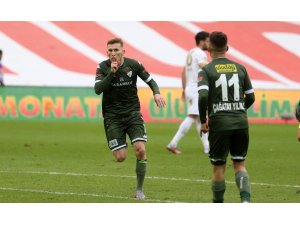 Bursaspor’un 35 golünde üç isim ön plana çıktı