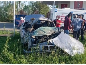 Samsun’da otomobil kamyonetle çarpıştı: 2 yaralı