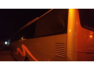 Samsunspor otobüsüne Adana’da taşlı saldırı