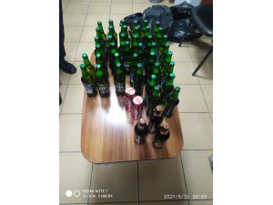Kısıtlama saatlerinde alkol satışı yapan 2 kişi yakalandı