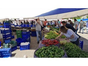 Karabük’te pazar yerleri geniş tedbirler altında ikinci kez açıldı