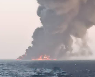 İran'ın en büyük donanma gemisi Kharg, Basra Körfezi'nde battı