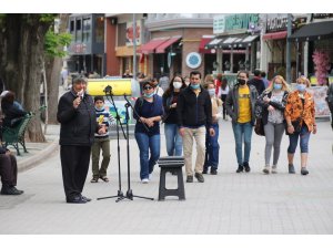 Eskişehir’in meşhur sokak müzisyenleri yerlerini aldı