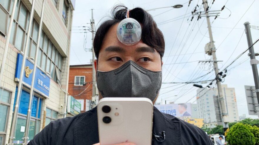 Güney Koreli tasarımcı, telefon bağımlıları için üçüncü bir göz tasarladı