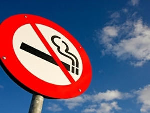 Ekim’de  açık havada sigara yasak !