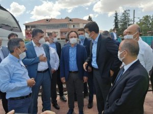 TCDD Genel Müdürü Uygun, alt geçitte inceleme yaptı - Vimarsana News