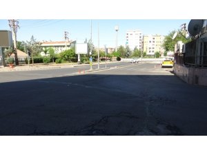 Diyarbakır’da hafta sonu kısıtlamada cadde ve sokaklar boş kaldı
