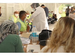 İpekyolu Belediyesi personeli korona virüs aşısı oldu