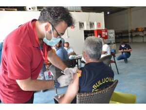 Suluova Belediyesi personeli korona virüs aşısı oldu