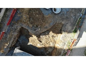 Maltepe’de kanalizasyon çalışması durdu, kazı alanı müsilaj doldu