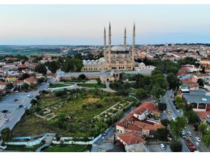 Cumhurbaşkanı Erdoğan müjdeyi verdi: Selimiye Cami Meydanı restore edilecek